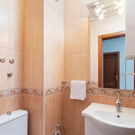 Apartament Four-bedroom In Supetar